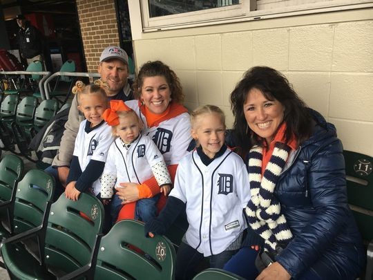 Tigers rookie JaCoby Jones dazzles in front of family on Opening Day