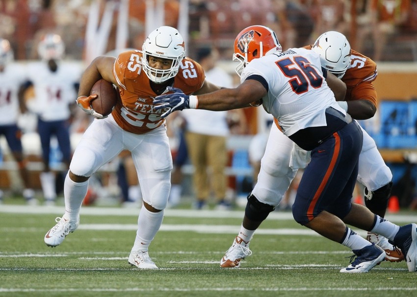 Chris Warren Injury Worse Than Feared for Texas Football