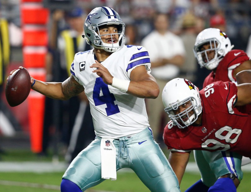 Dak Prescott, Cowboys pull away to beat Cardinals in Week 3