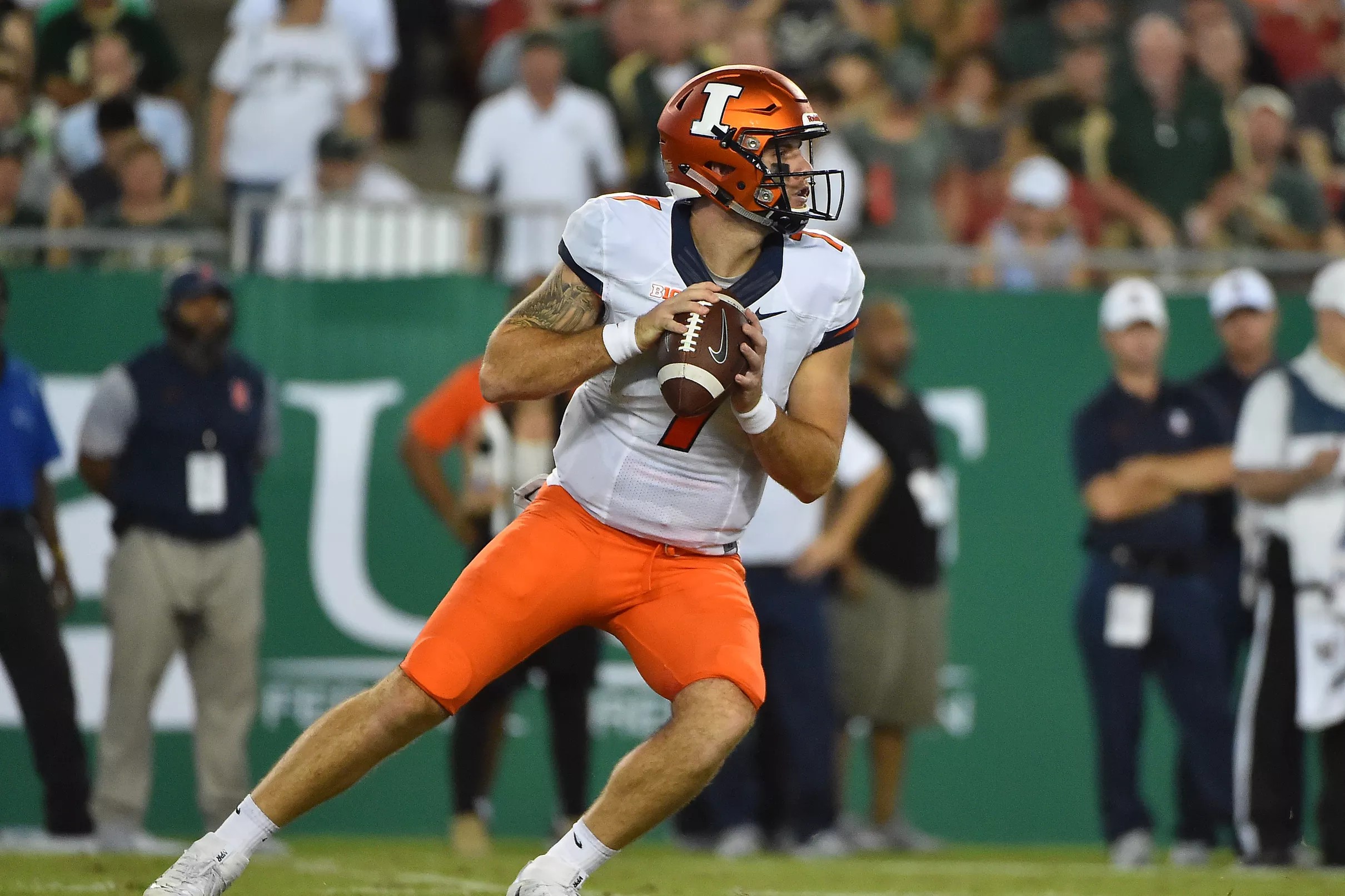 Illinois football adds new QB, eligible immediately