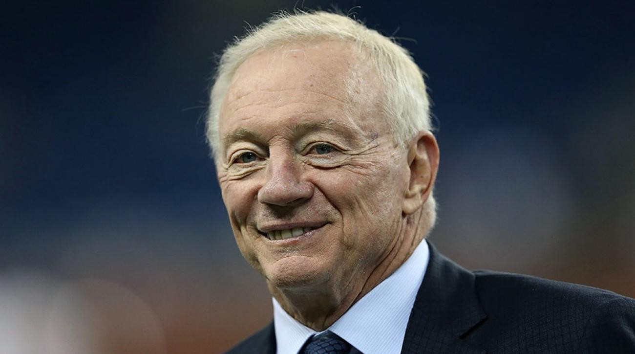 Jerry Jones admits to stirring Cowboys QB controversy