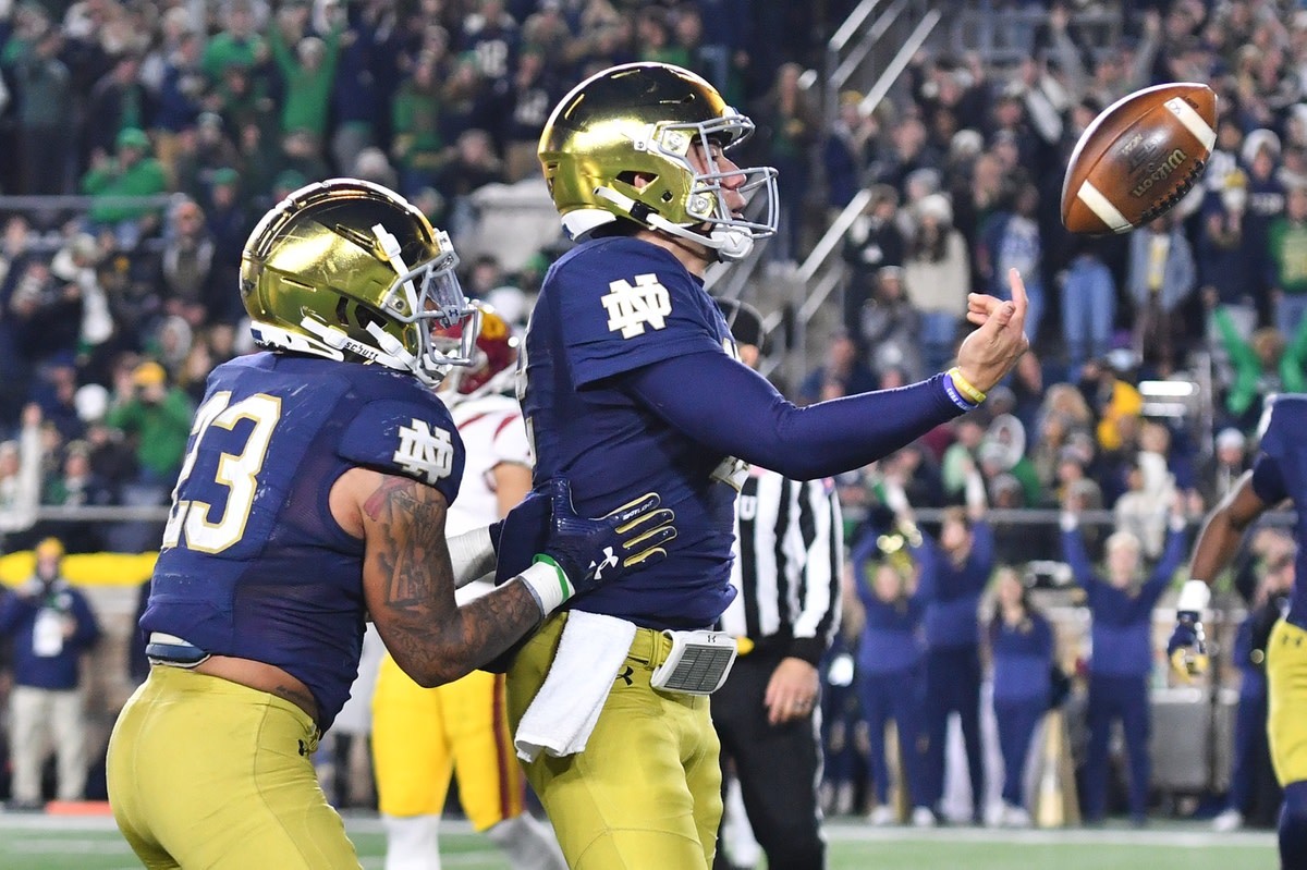 Notre Dame vs. North Carolina College Football Odds, Plays and Insights