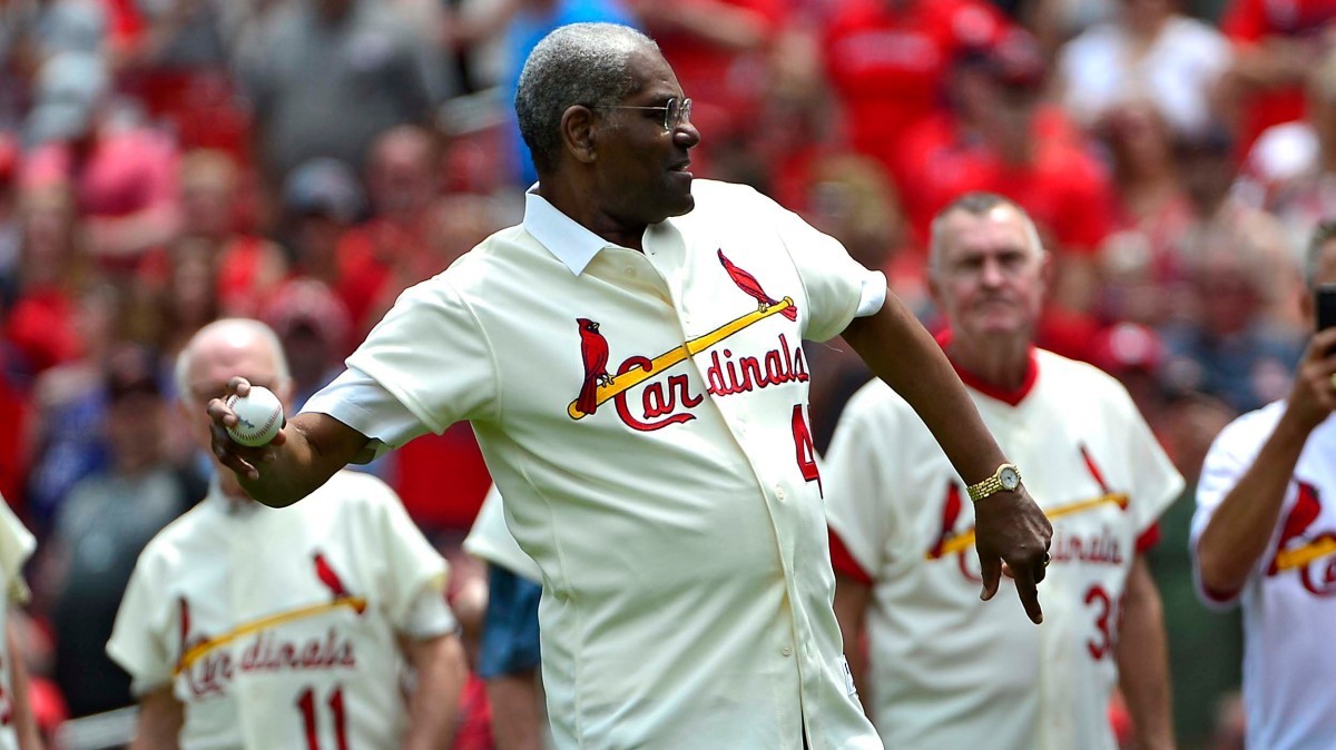 Cardinals Legend Bob Gibson Passes Away at 84