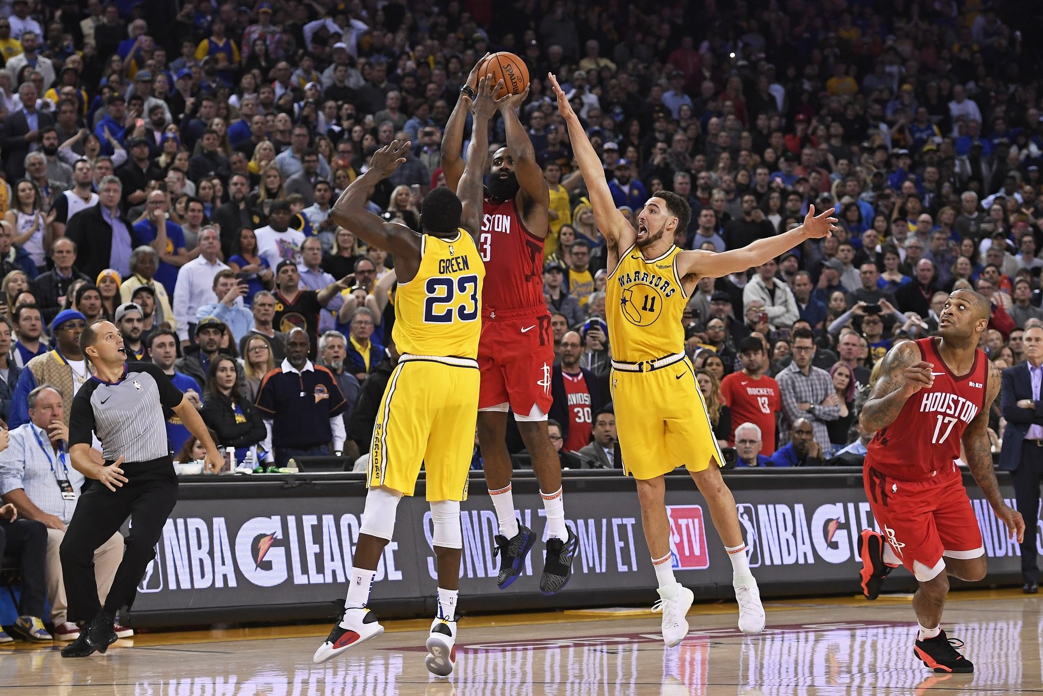 Chucking it up: Rockets 135, Warriors 134