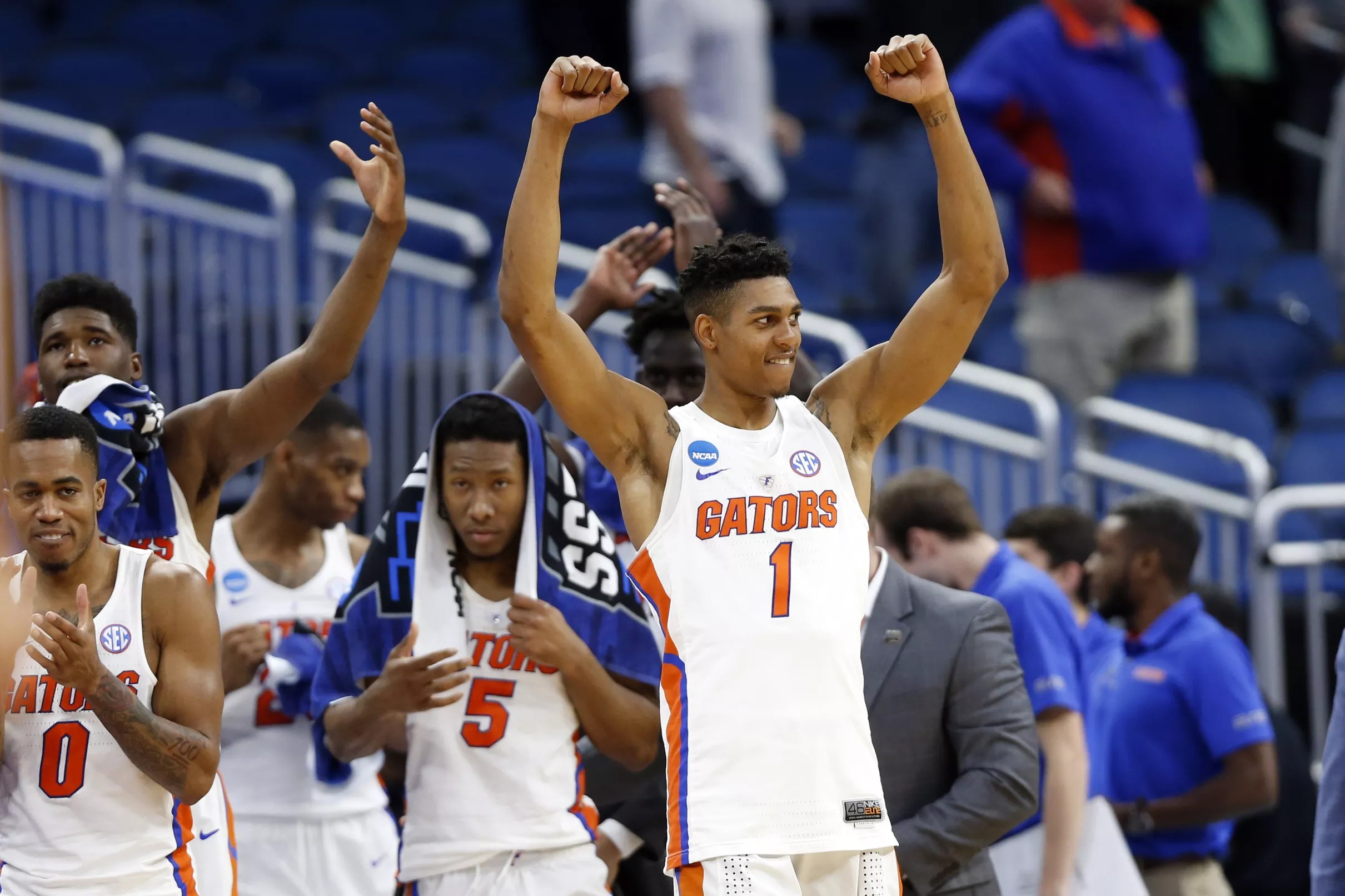 Florida forward Devin Robinson signs with Washington Wizards