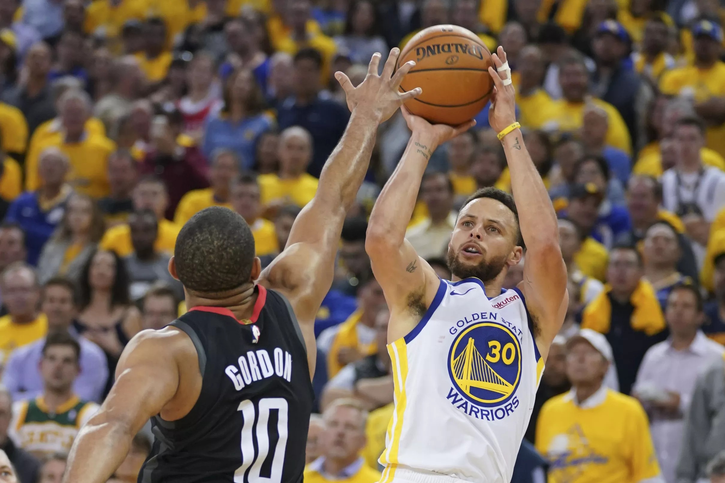 Analysis: Curry’s fourth quarter propels Warriors to 104-99 win over ...