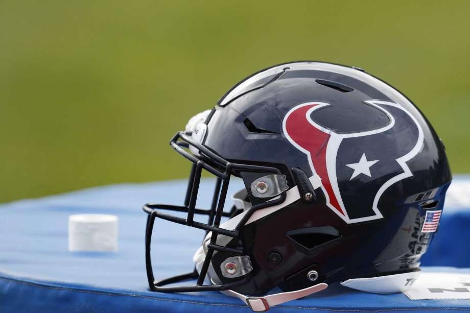 Texans' Chunky Clements on his nickname: 'I was a fat baby'