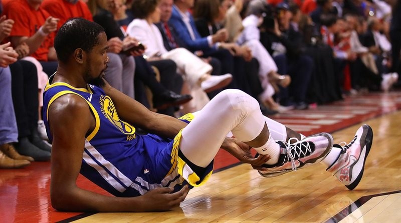 Dwyane Wade, NBA Stars React to Kevin Durant NBA Finals Injury