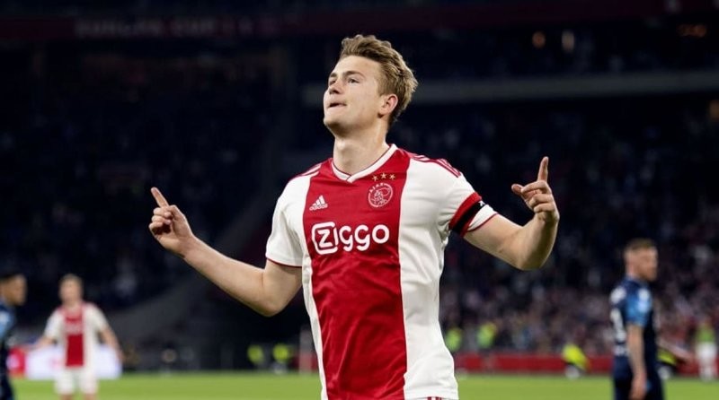 Matthijs de Ligt Speaks on His Future (Again) Amid Barcelona, Juventus ...