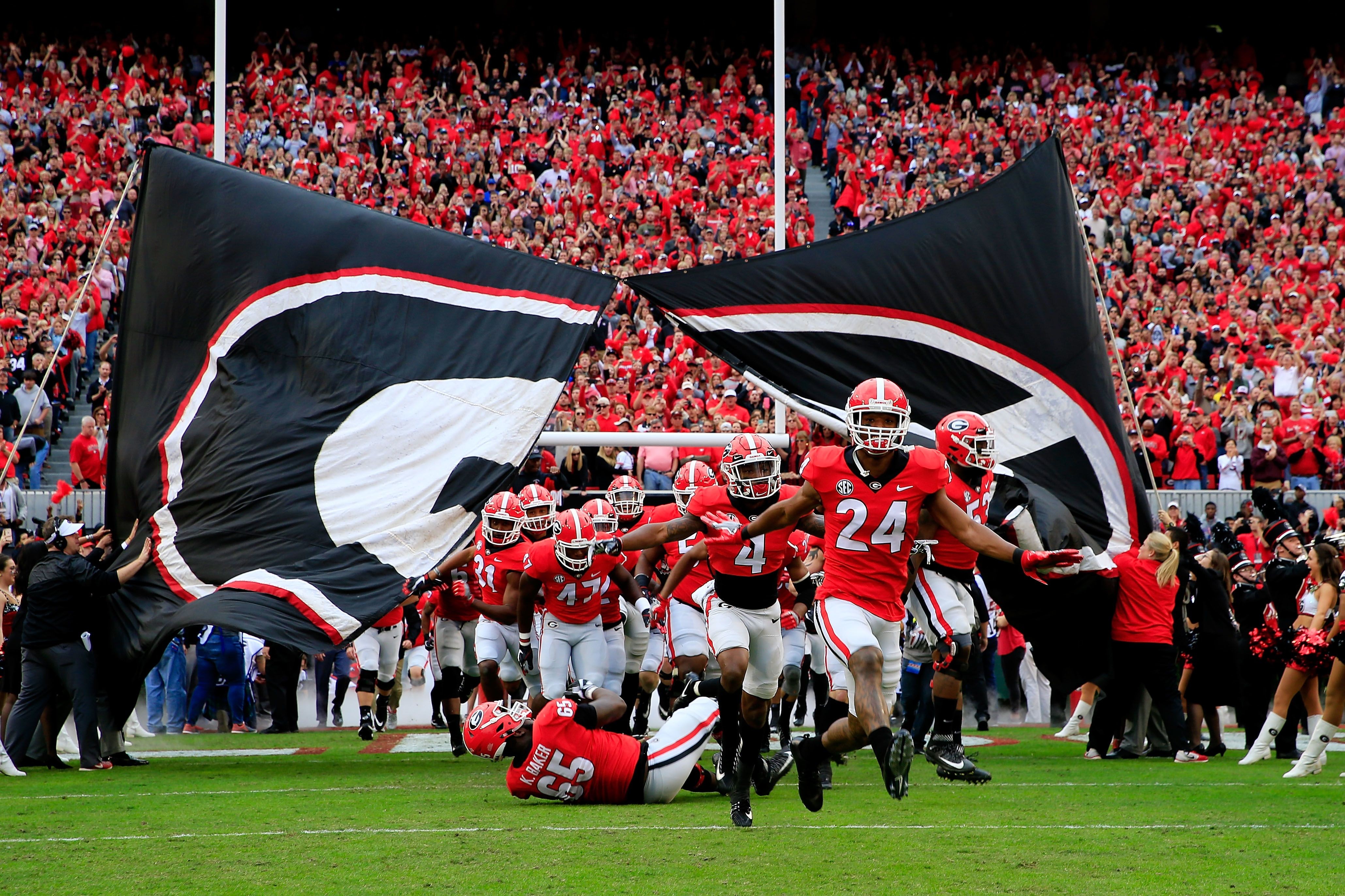 Georgia football: Dawgs enter 2018 season at no. 3 in AP poll