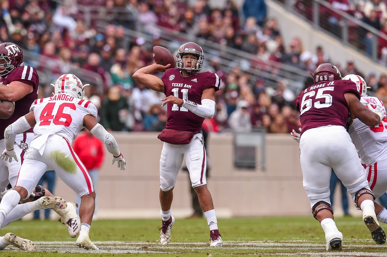 Texas A&M football: Aggies dominate 4th quarter to beat Ole Miss 38-24