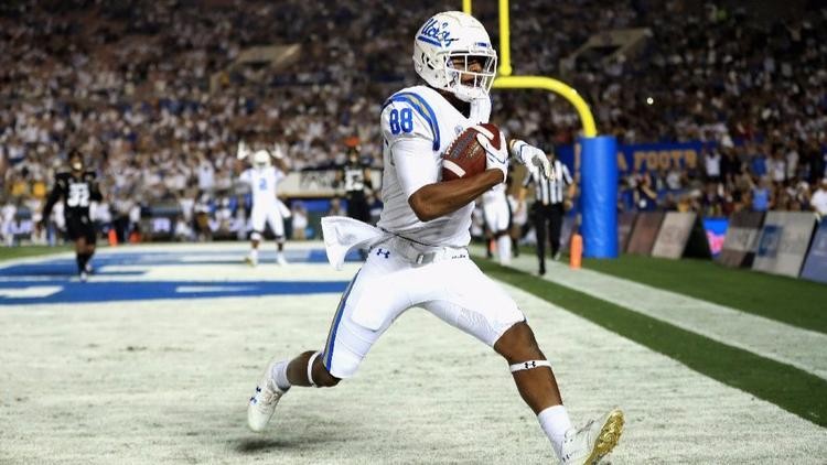 UCLA Bruins blanket Rose Bowl with 'White Out' effect in hopes of ...