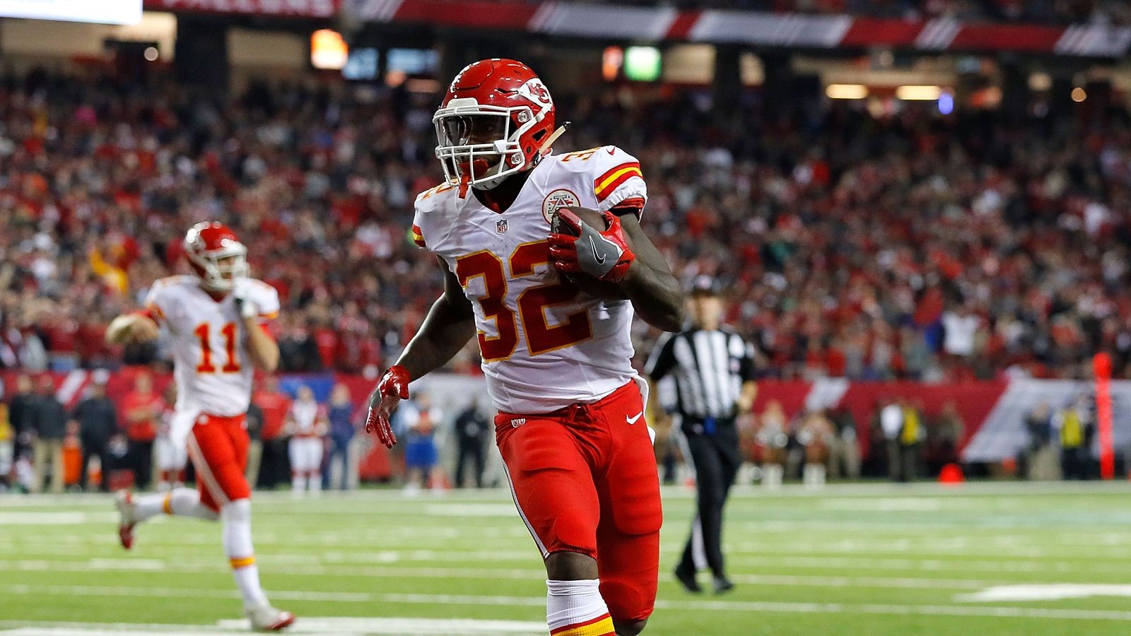 What’s with all the Chiefs’ signings at running back?