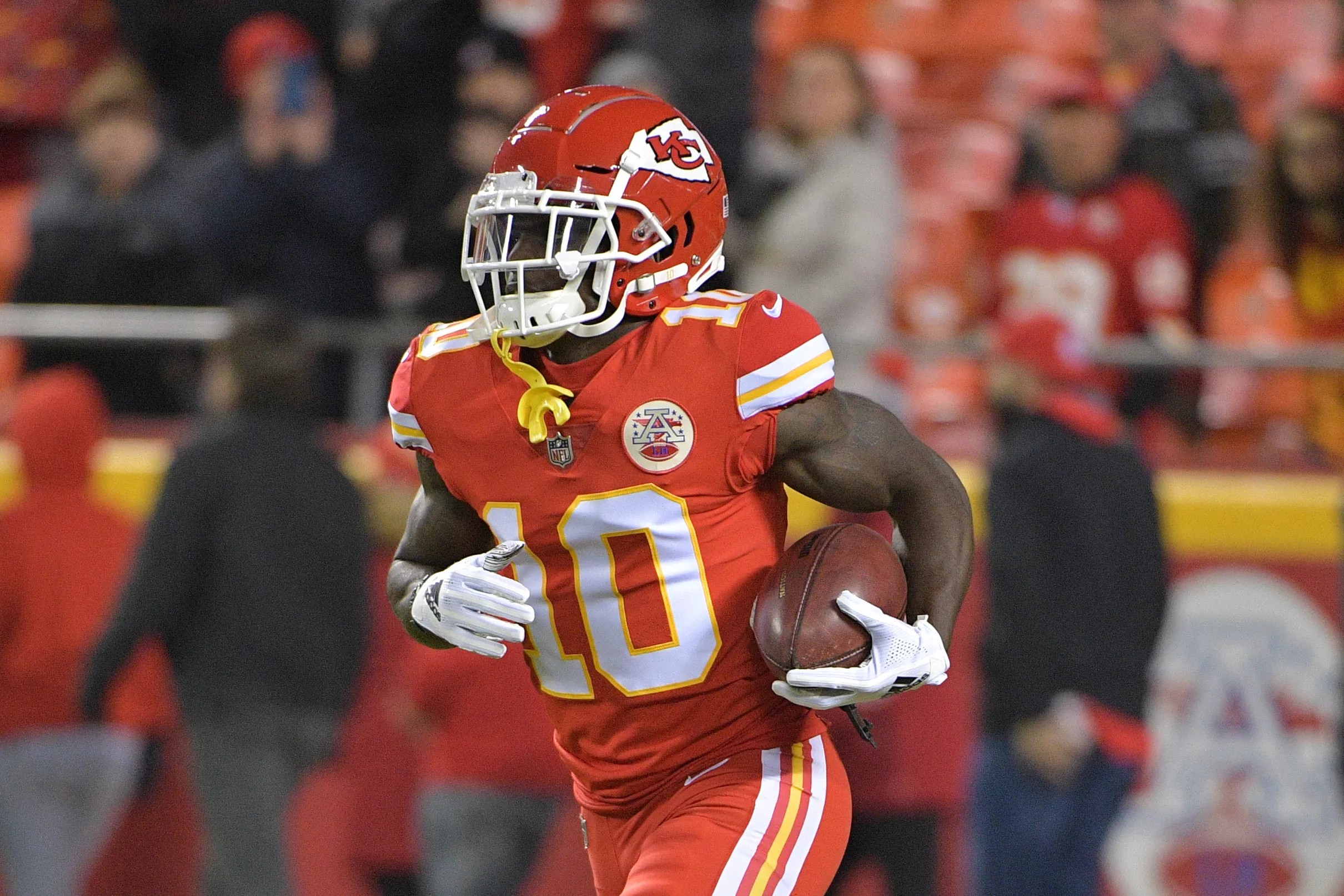 Report: Tyreek Hill temporarily lost custody of 3-year-old son
