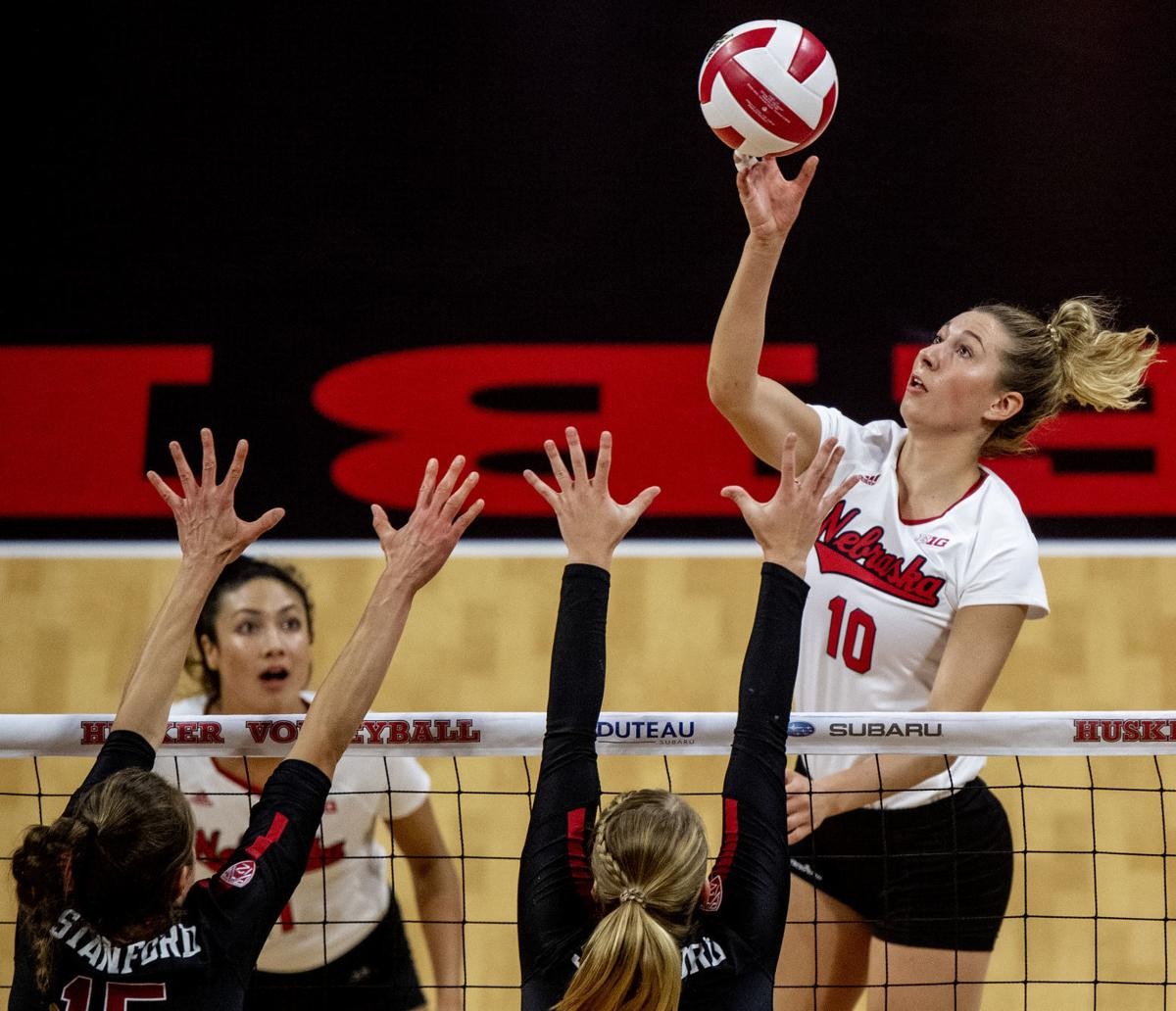 Madi Kubik earns top Big Ten freshman honor; three Nebraska players ...