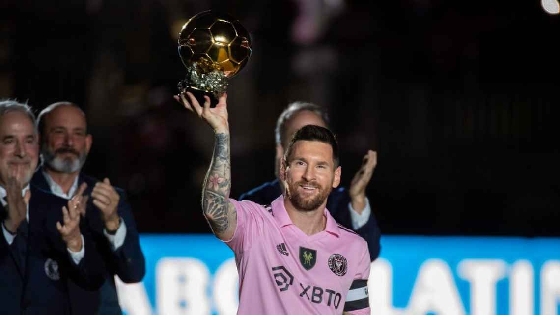 Lionel Messi's 8th Ballon d'Or trophy celebrated by Inter Miami