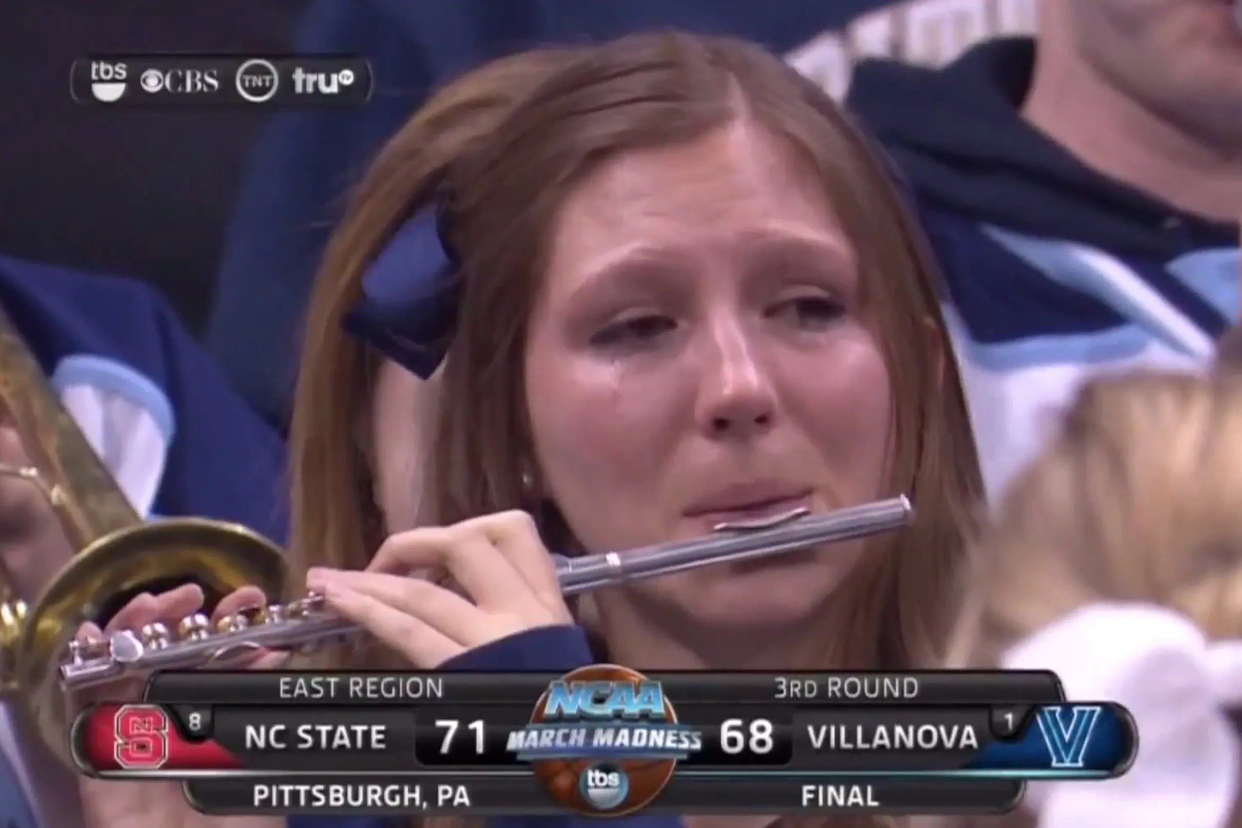 Best march madness moments checking in on villanova s crying piccolo