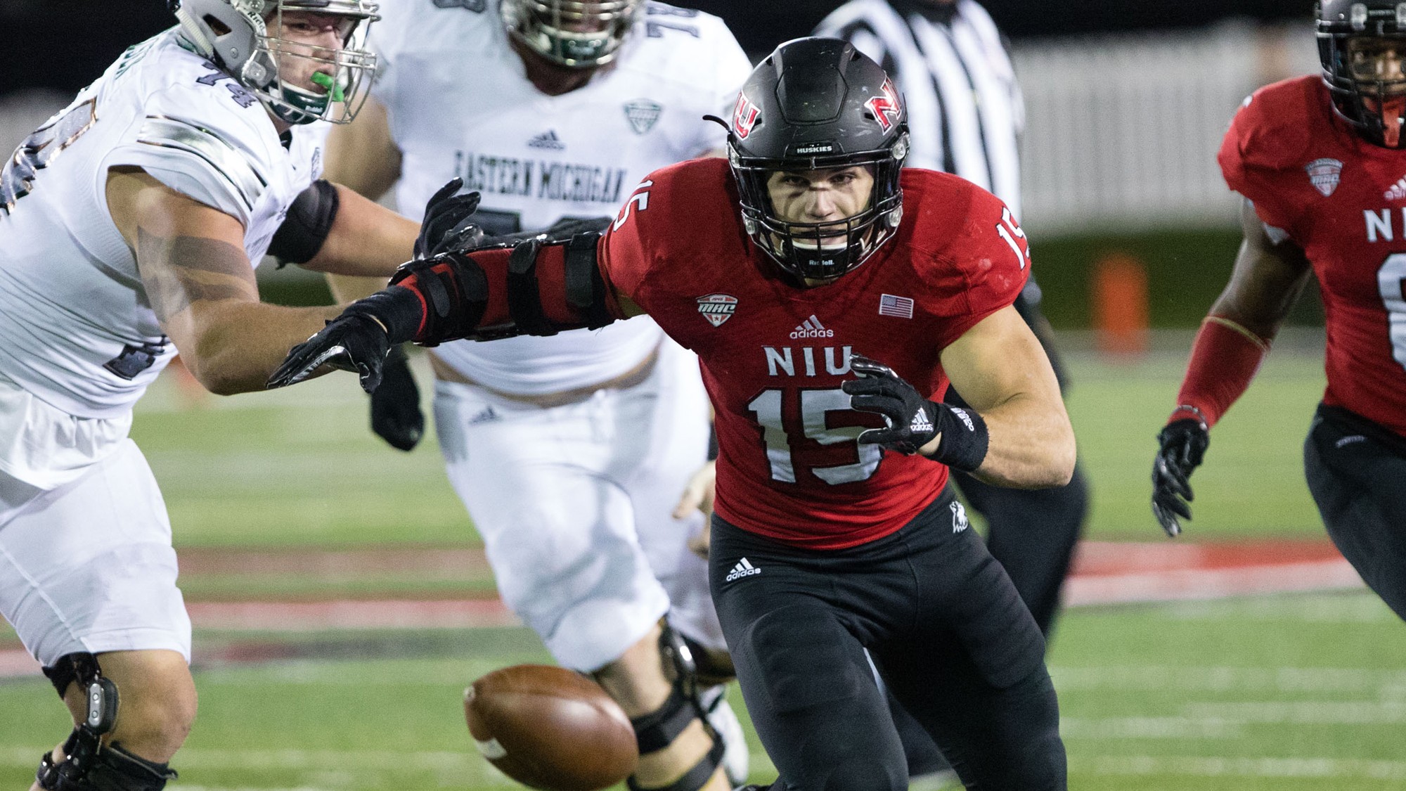 NIU's Sutton Smith Named Walter Camp First Team All-American