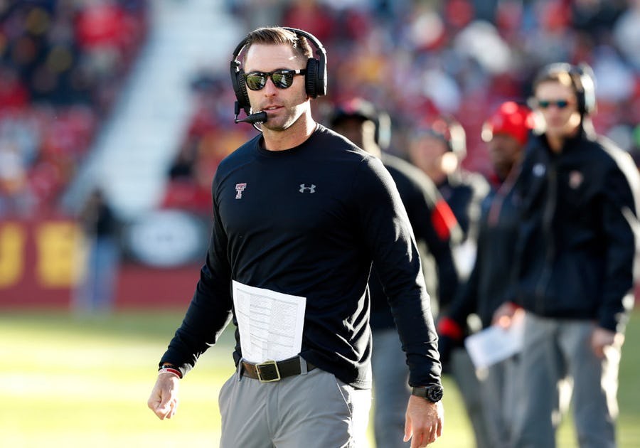 Kliff Kingsbury discusses back up quarterback, early bye week during ...