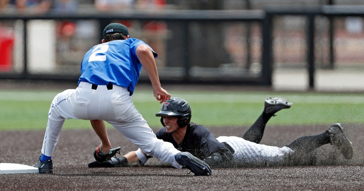 Gabe Holt drives in late go-ahead run, leads Texas Tech to game 1 Super ...