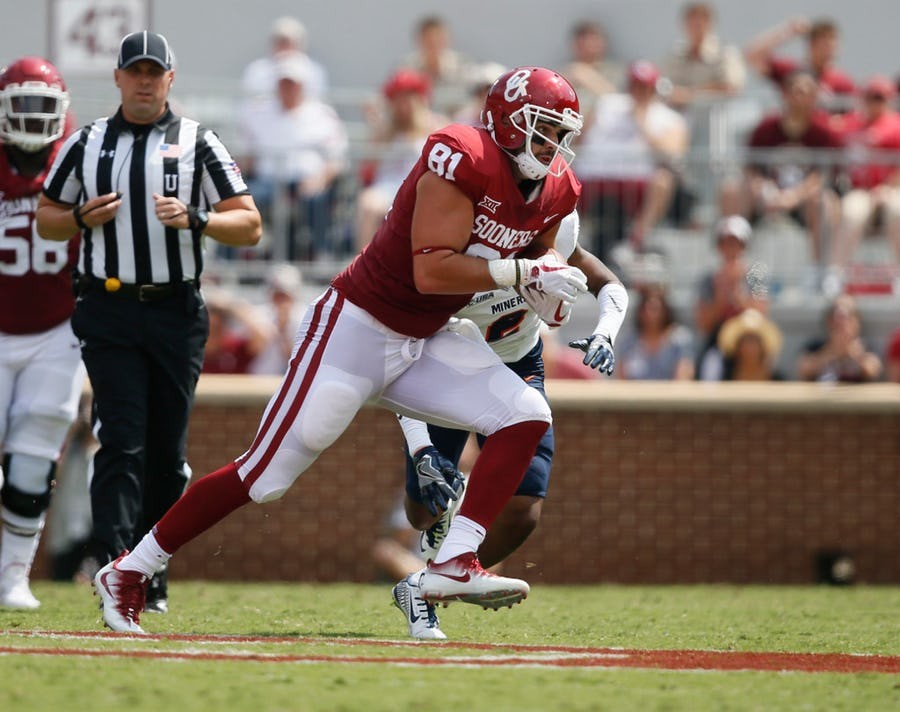 Oklahoma TE Mark Andrews leaves game vs. Ohio State with knee injury