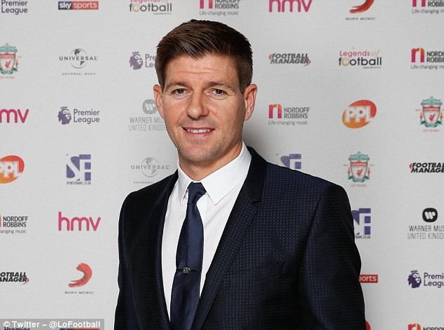 Steven Gerrard collects Legends of Football award as Jamie Carragher ...