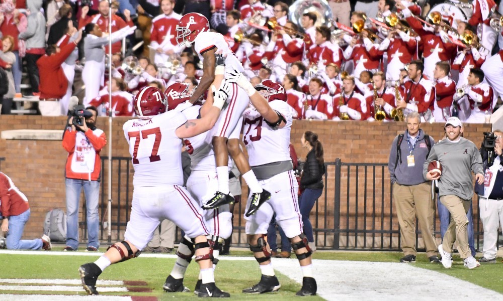 Jalen Hurts Throws Game-Winning Touchdown Pass to Lift Alabama over ...