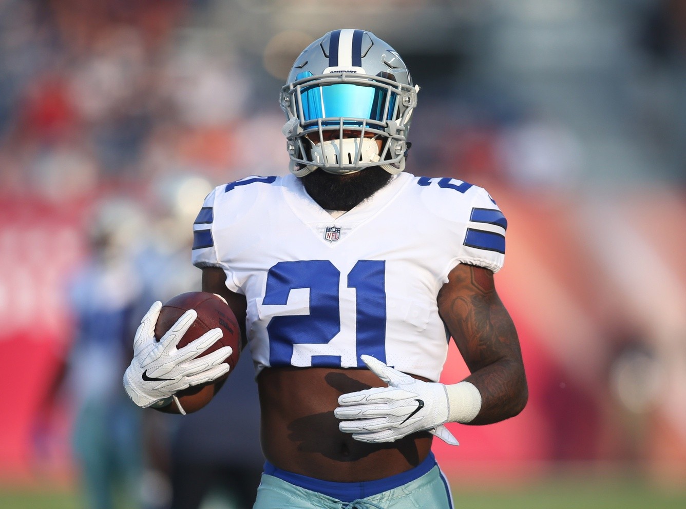 NFL Notes: Ezekiel Elliott, Cowboys, Rams, Titans