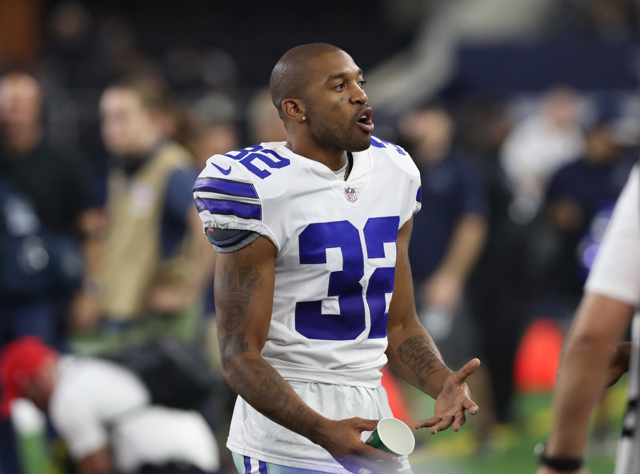 Cowboys DB Orlando Scandrick To Miss Time With Transverse Fractures In ...