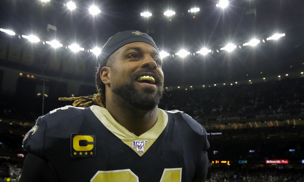 Twitter reacts to Cameron Jordan's NFL-best official headshot