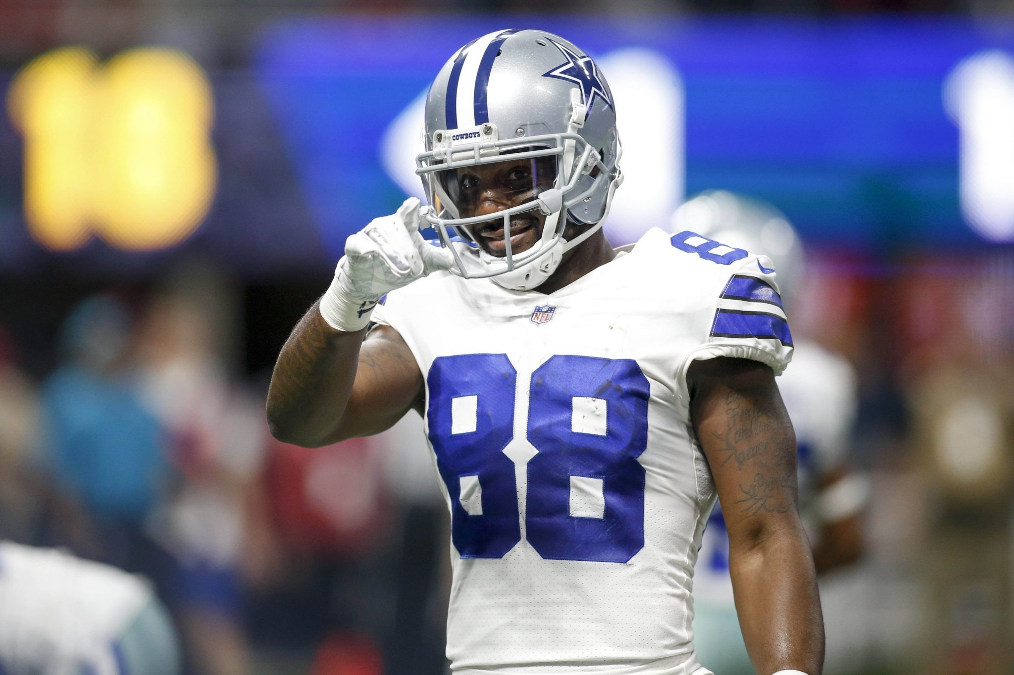 Surprise Giant Trying To Sway Dez Bryant To Come To New York