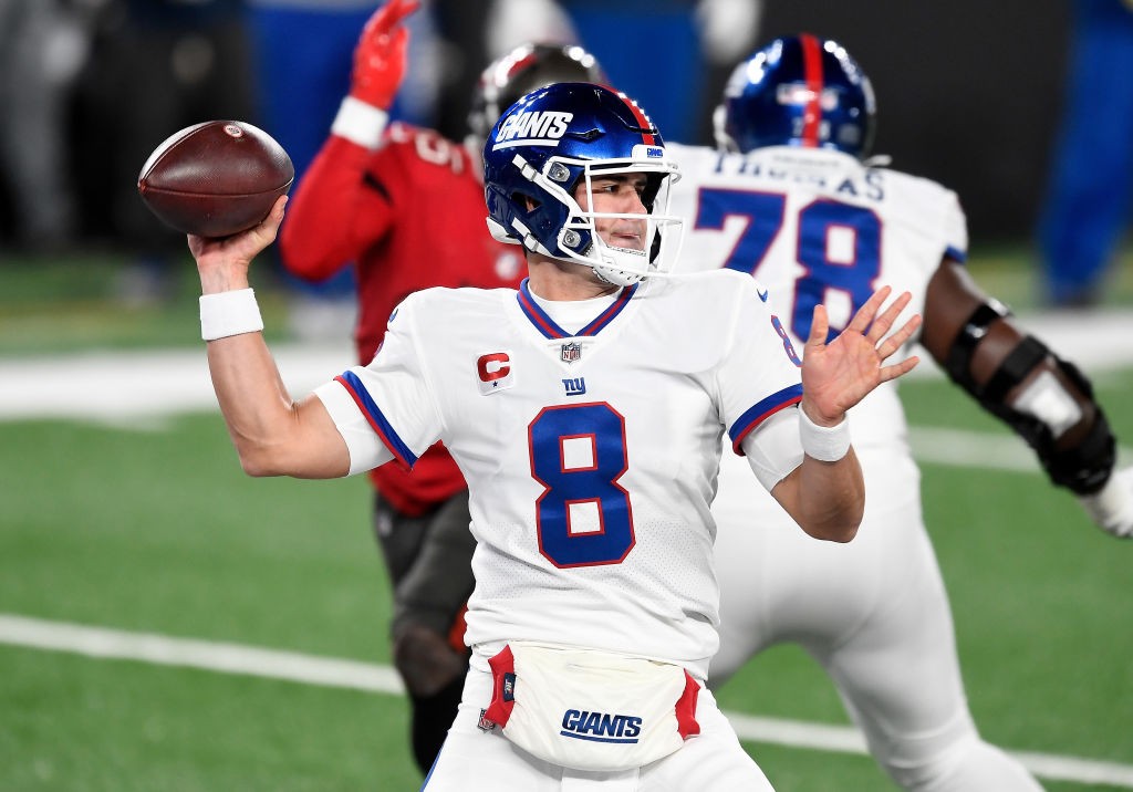 New York Giants: Can Daniel Jones take a Josh Allen-like jump in 2021?