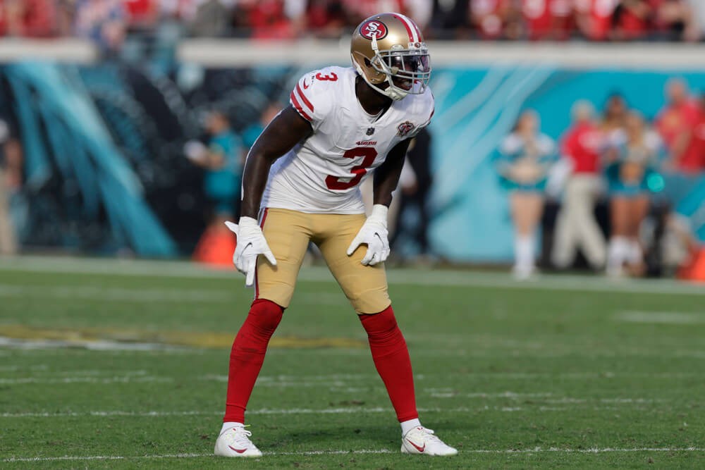 How does Jaquiski Tartt impact the Eagles’ defense?